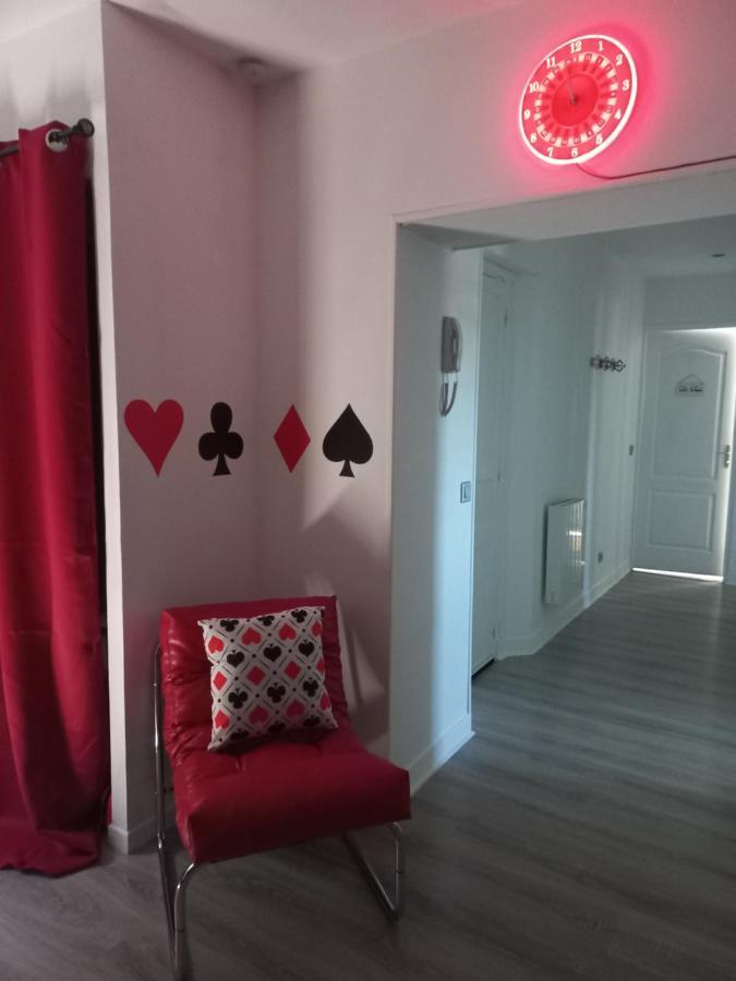 Game Room 에페르네이 외부 사진