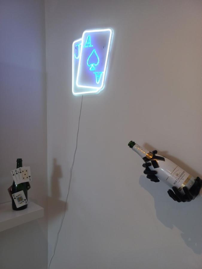 Game Room 에페르네이 외부 사진
