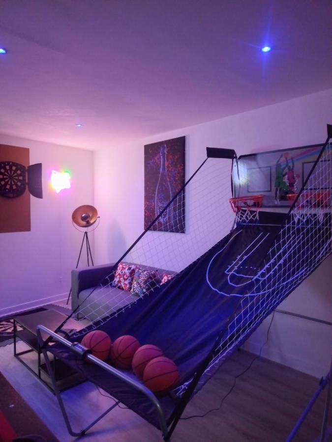 Game Room 에페르네이 외부 사진